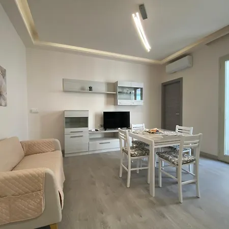 Naxos Infinity Apartment